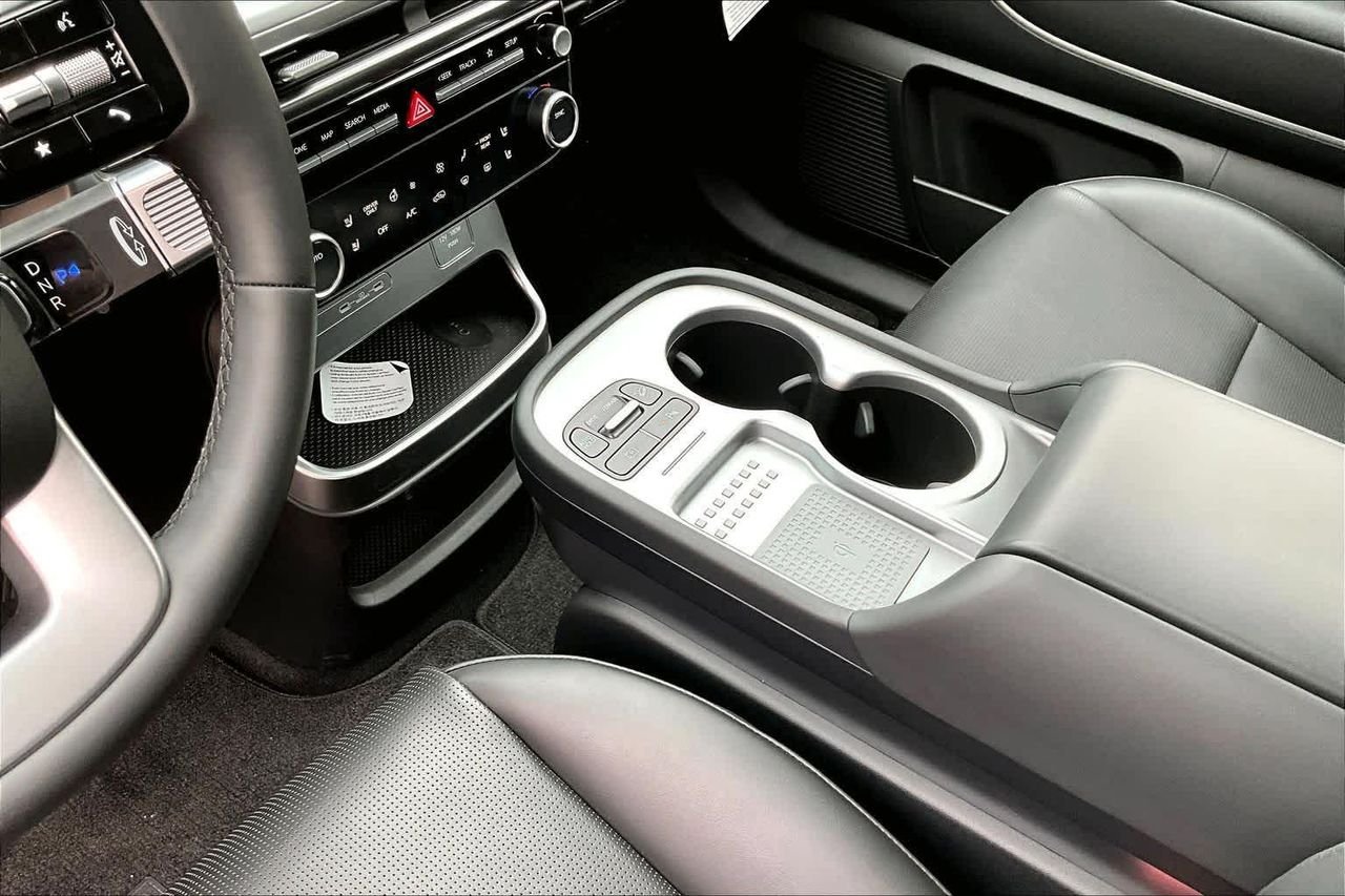 New 2026 Snow White Pearl Hyundai SEL image 7