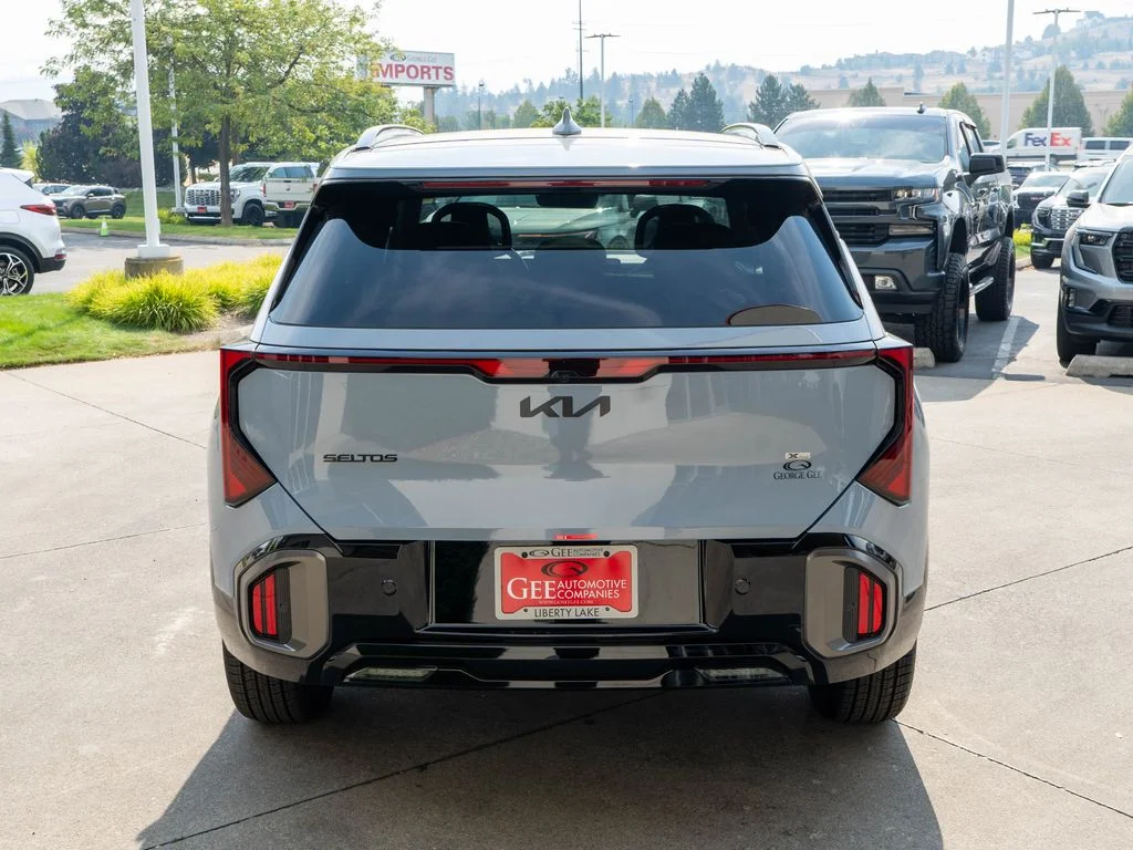 New 2027 Pale Gray Kia X-Line S image 6