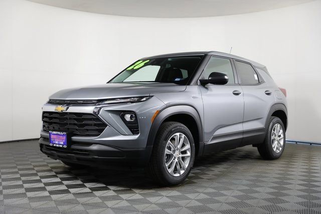 2026 Chevrolet Trailblazer LS AWD's photo