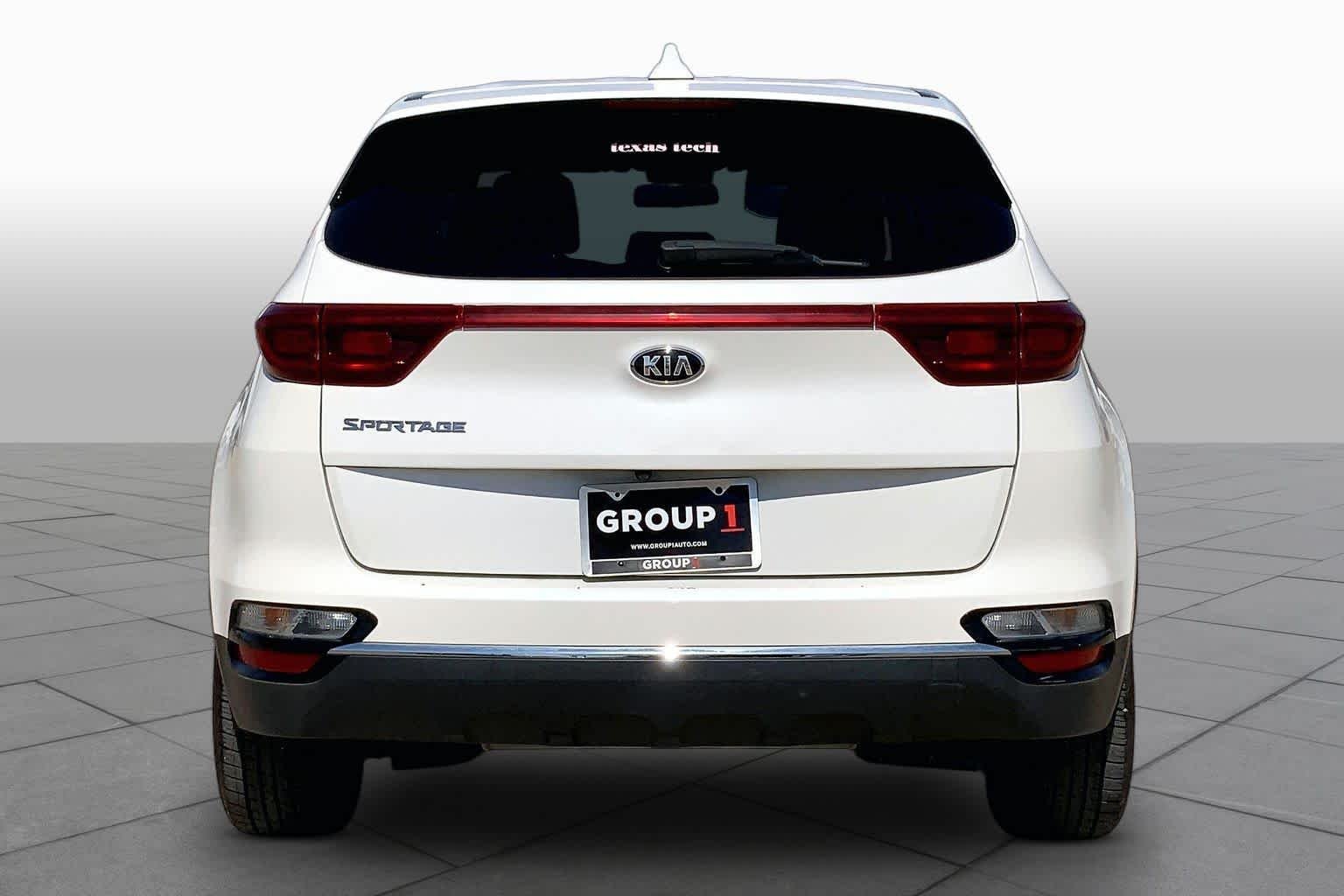 Used 2021 Snow White Pearl Kia LX image 4