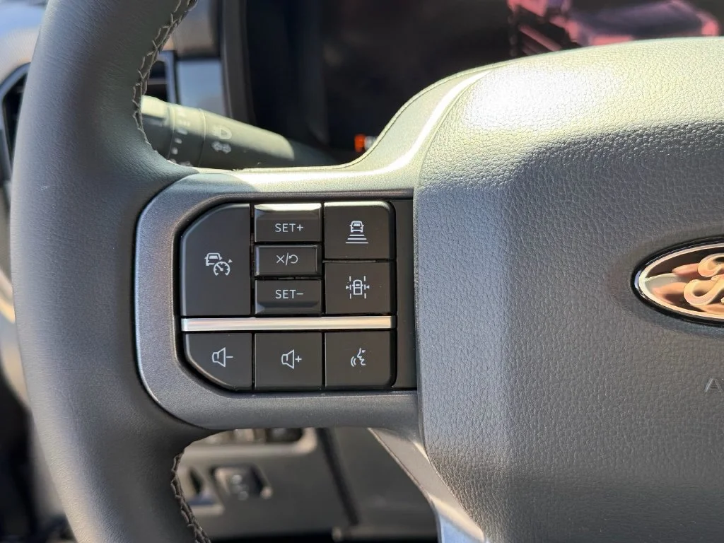 New 2026 Iconic Silver Metallic Ford Lariat® image 16