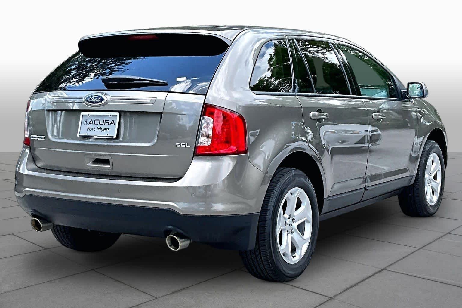 Used 2013 Mineral Grey Metallic Ford SEL image 13