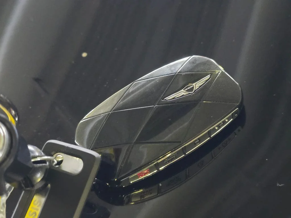 New 2026 Black Genesis 2.5T Advanced image 25