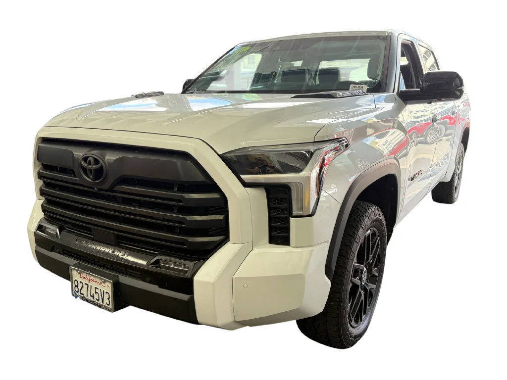 Used 2024 White Toyota Limited Hybrid image 11