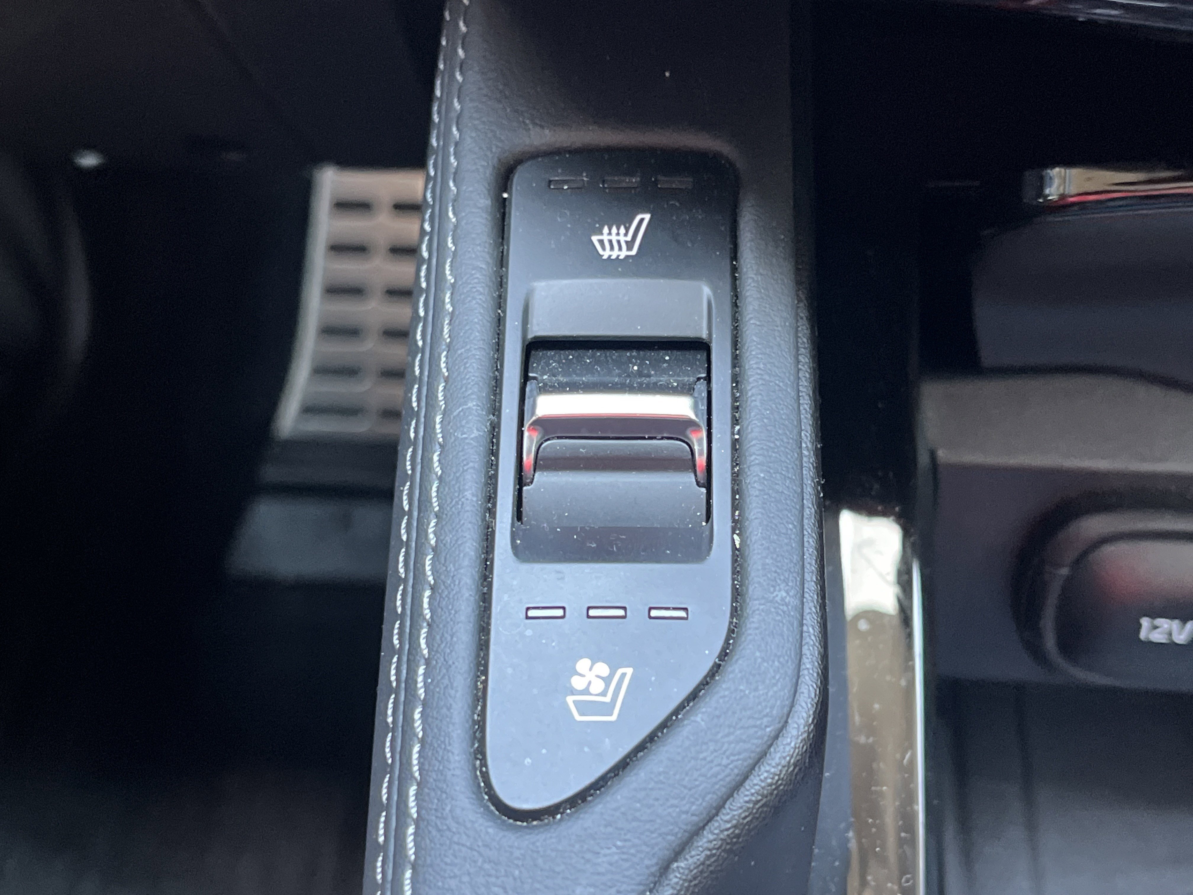 Used 2025 Panthera Metal Kia SX-Prestige image 9