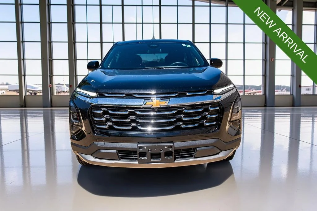 Used 2025 Black Chevrolet LT image 29