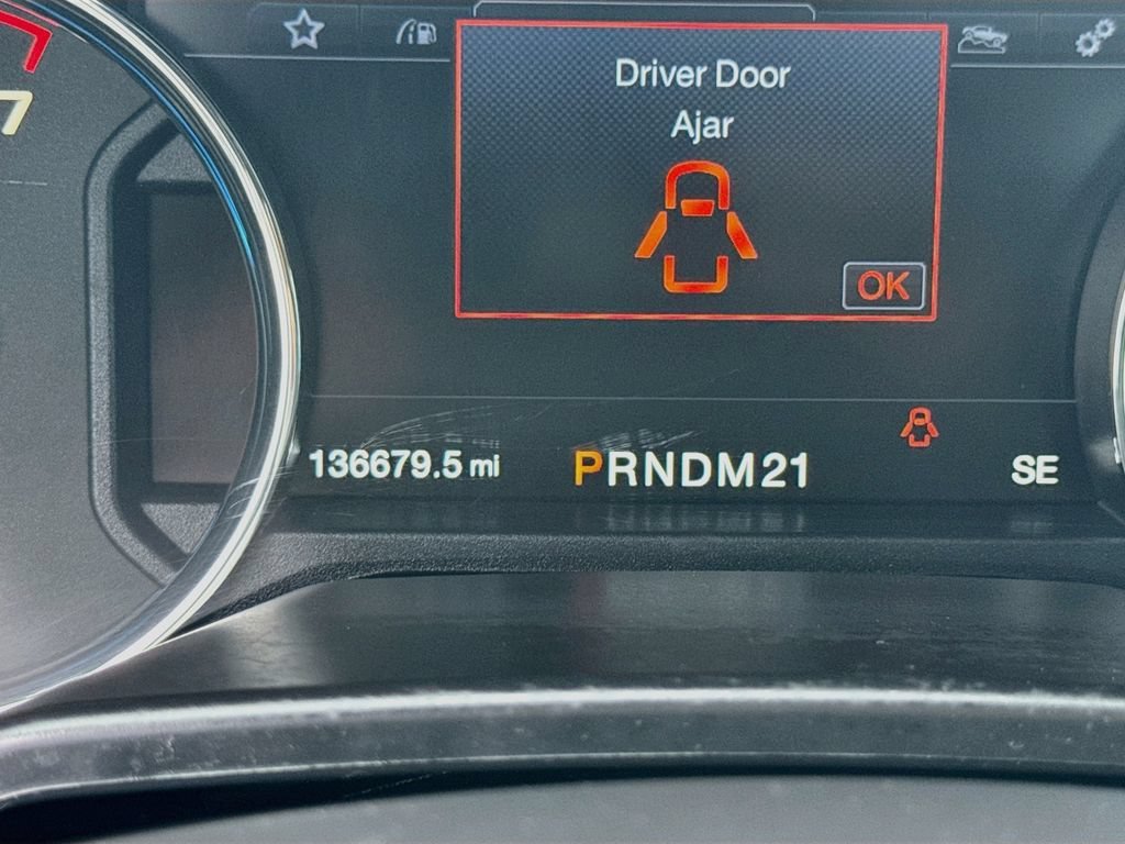 Used 2015  Ford XLT image 12