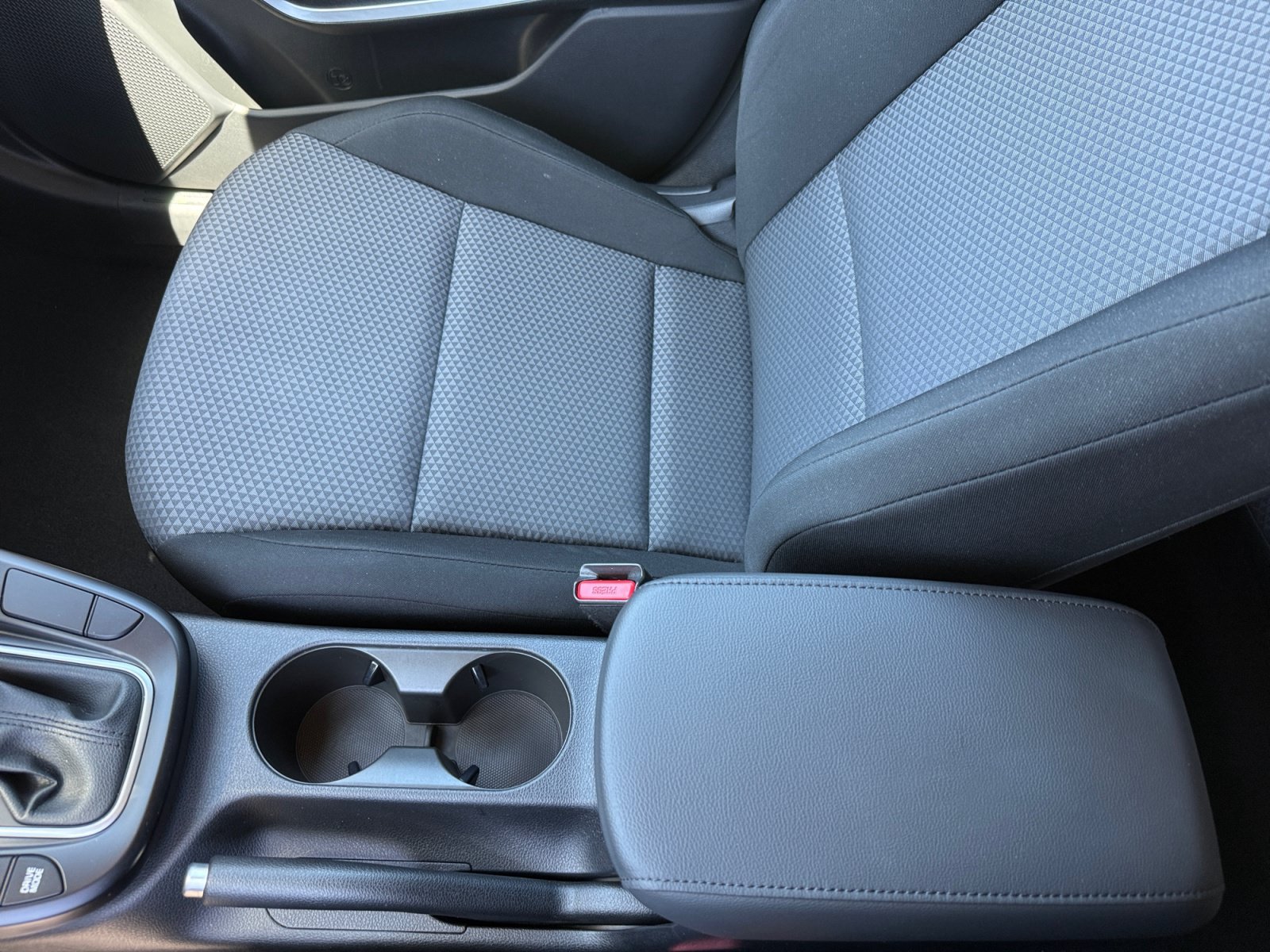 Used 2023 Snow White Pearl Kia LX image 14