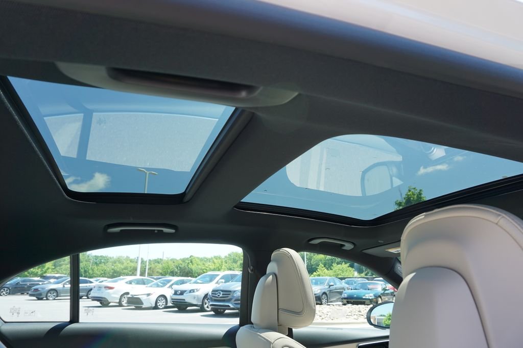 2025 Mercedes-Benz C-Class Sedan C 300 - Photo 60
