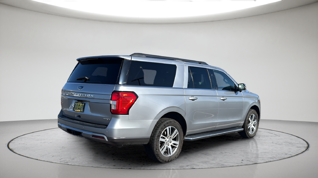 2023 Ford Expedition XLT - Photo 7