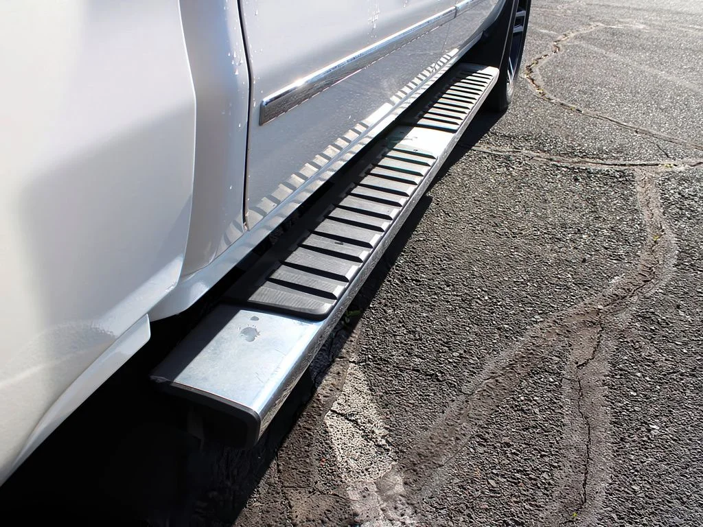 Used 2015 WHITE DIAMOND TRICOAT Chevrolet High Country image 11