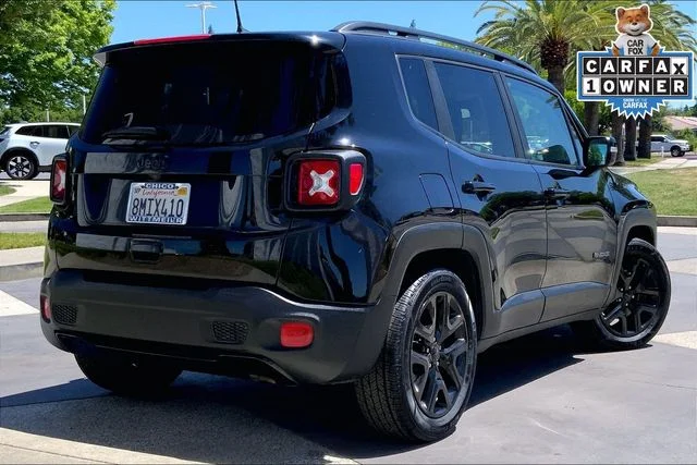 Used 2018 Black Jeep Latitude image 13