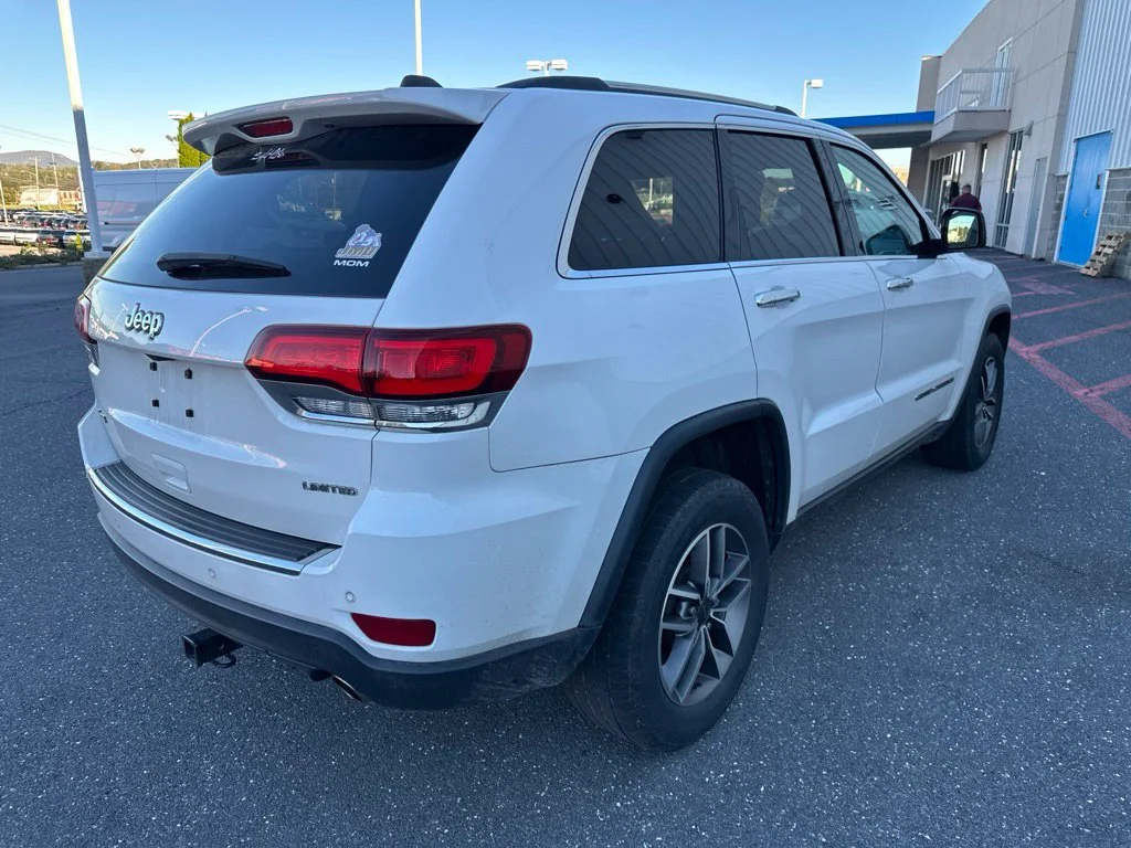 Used 2021 White Jeep Limited image 3