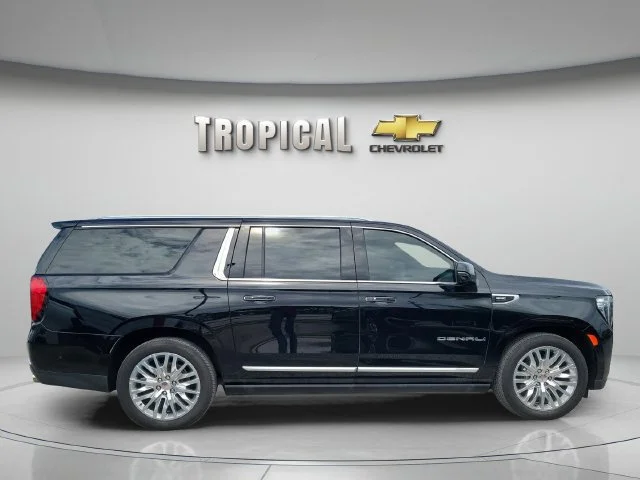 Used 2023 Onyx Black GMC Denali image 6