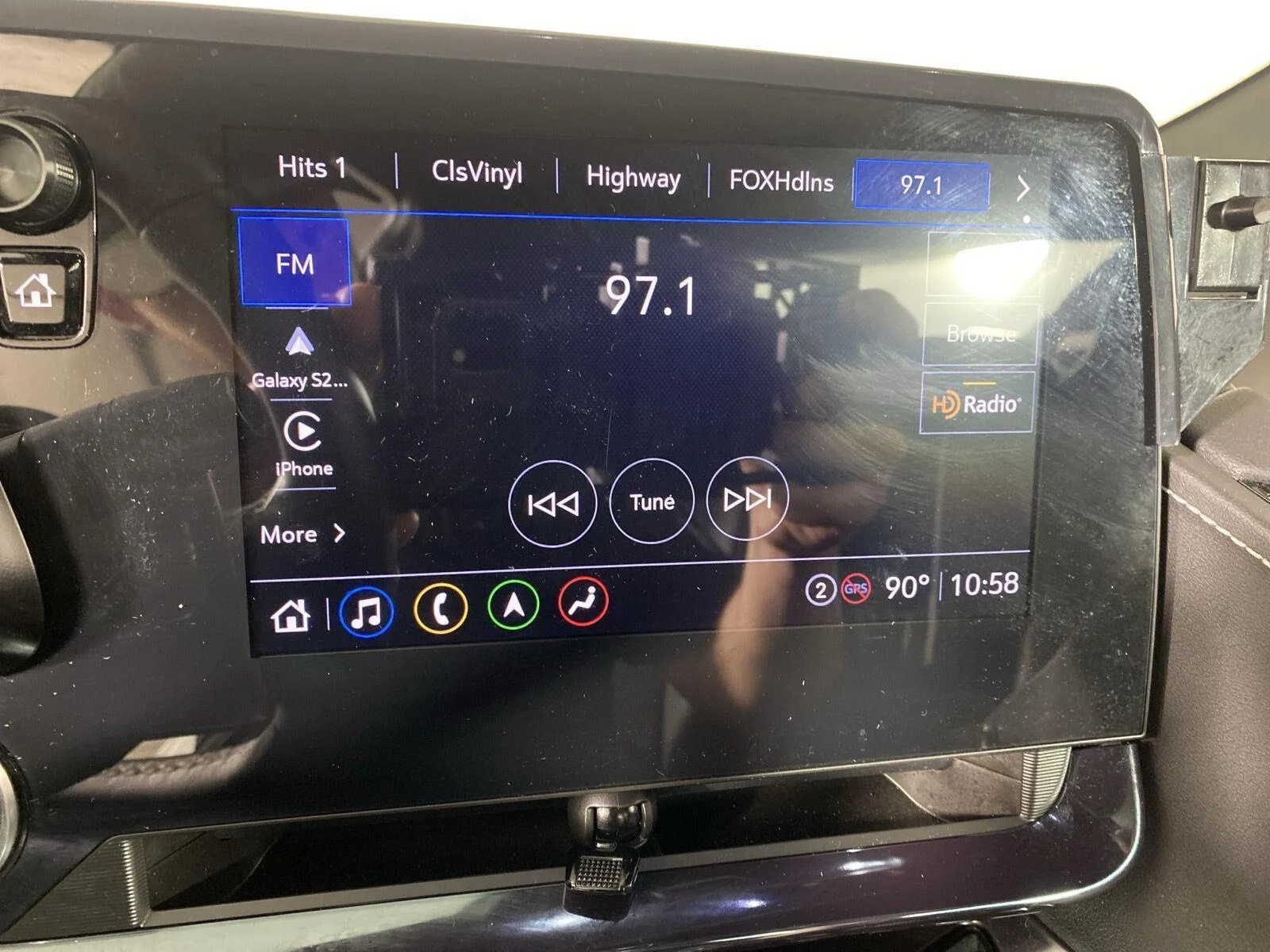 Used 2023 Hypersonic Gray Metallic Chevrolet 2LT image 17