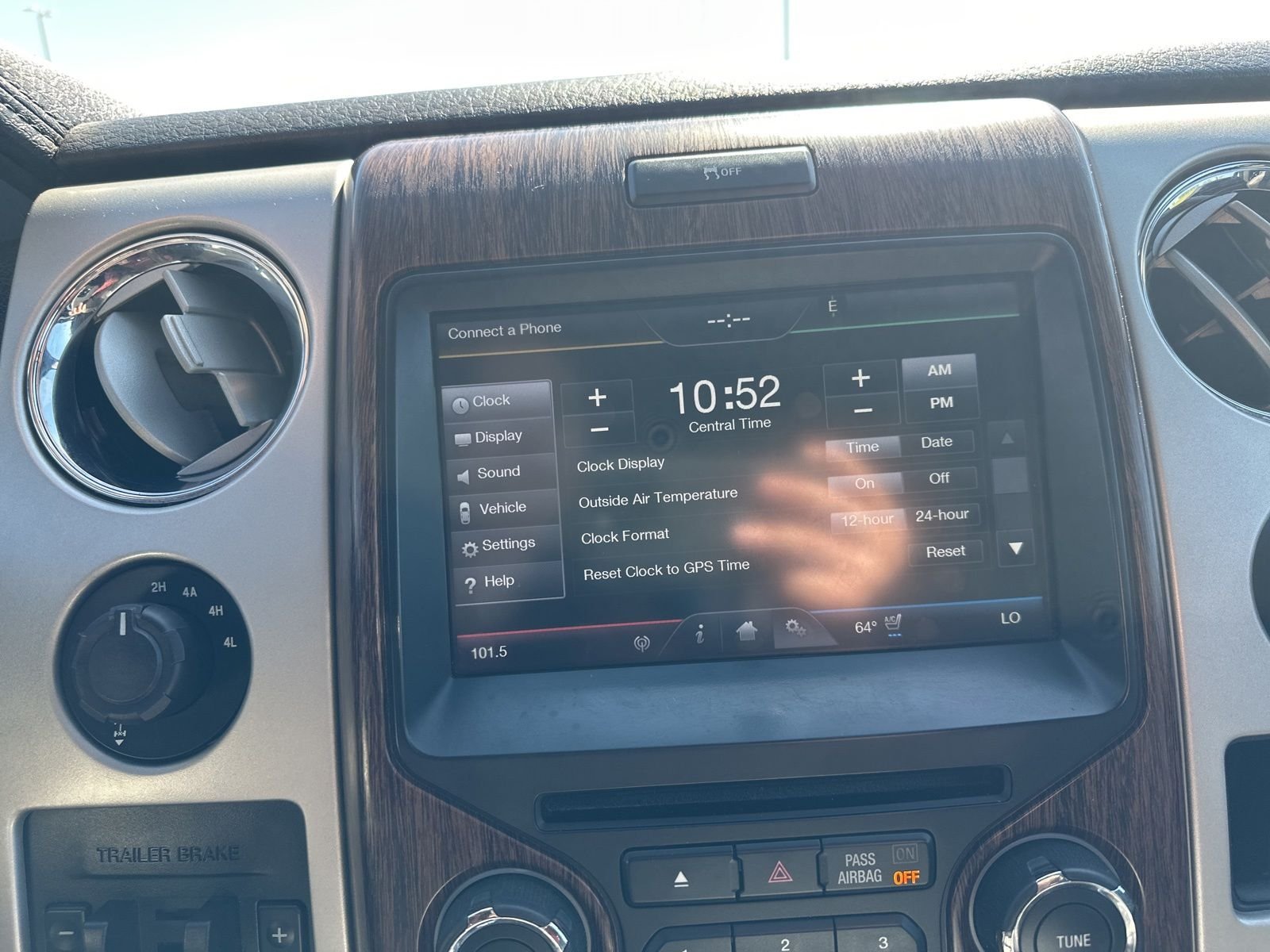 Used 2014 White Ford Lariat image 58