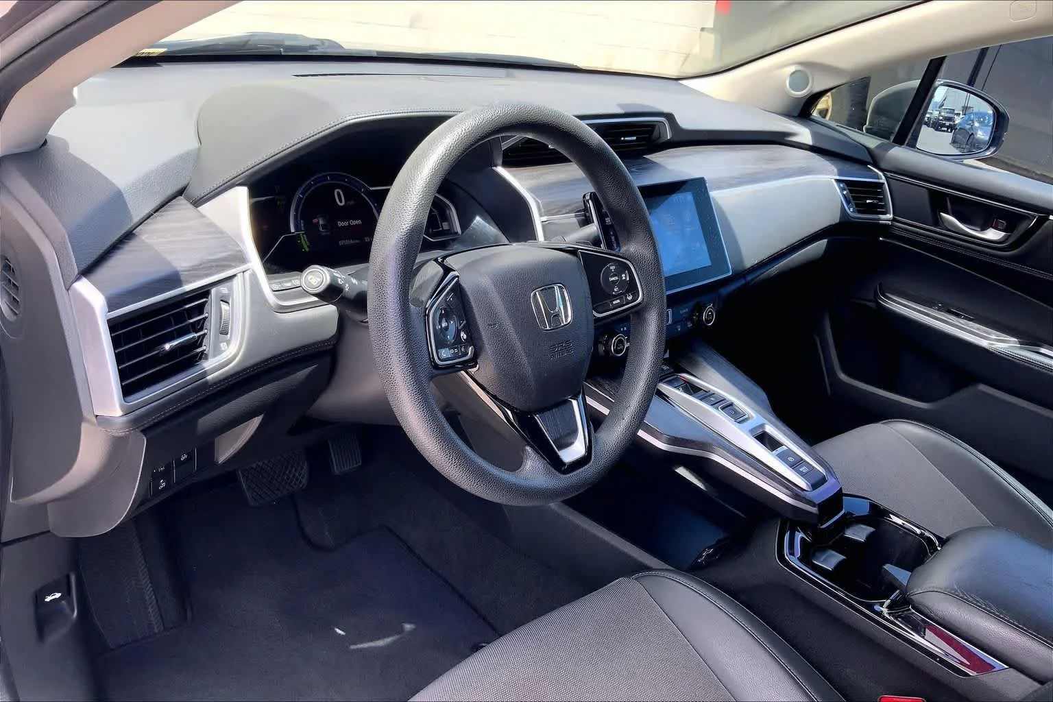 Used 2018 Gray/gray Honda NA image 2