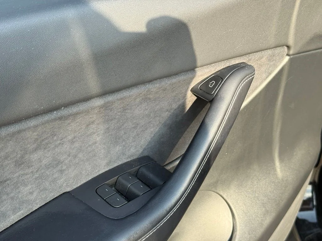 Used 2022 Black Tesla Long Range image 11