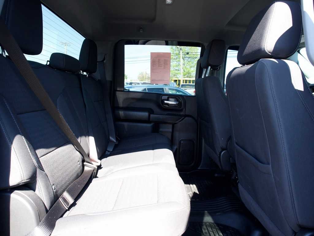 2025 Chevrolet Silverado 2500HD Custom - Photo 39