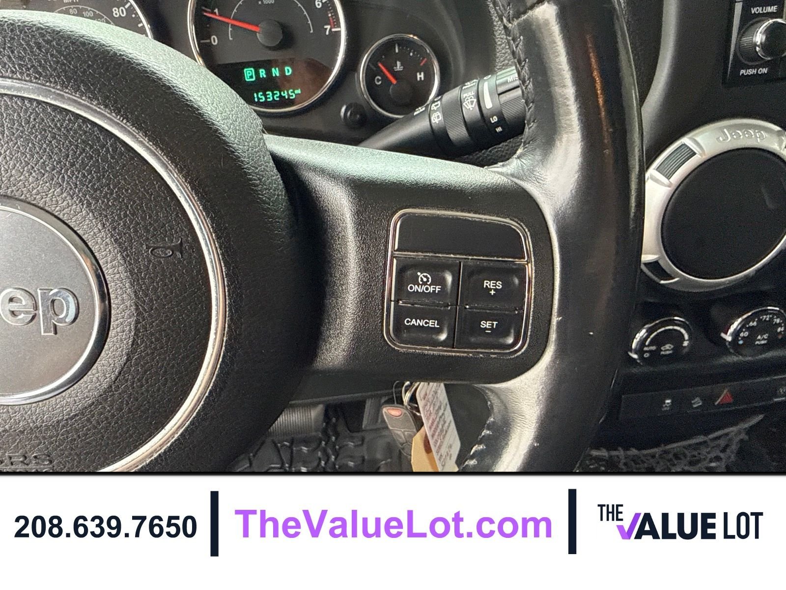 Used 2015 White Jeep Rubicon image 22