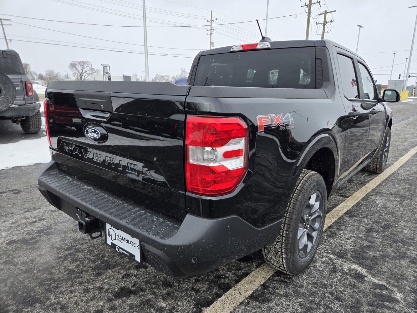 New 2026 Shadow Black Ford XLT image 4