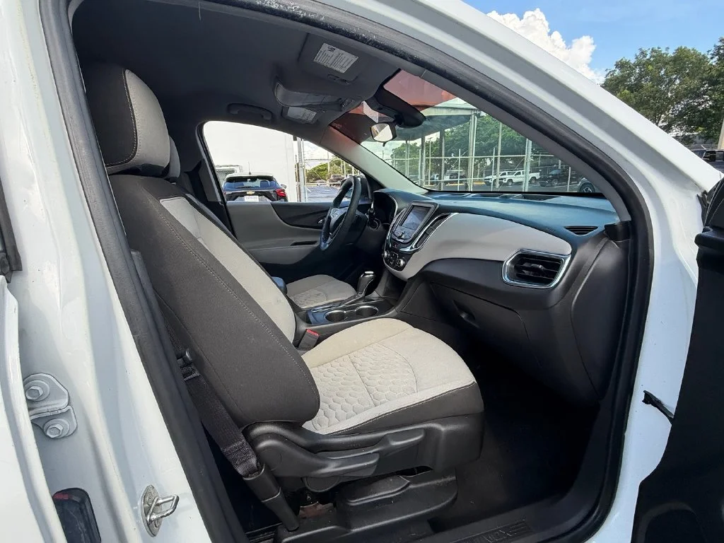 Used 2021 White Chevrolet LS image 15