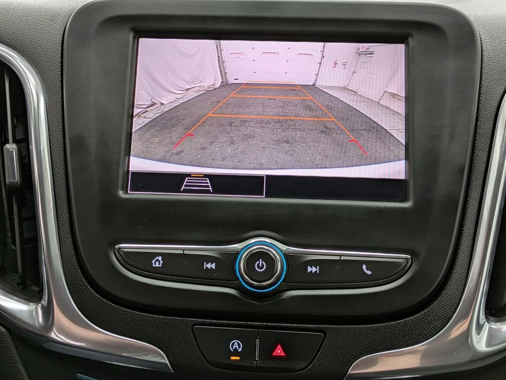 Used 2023 Summit White Chevrolet LT image 9