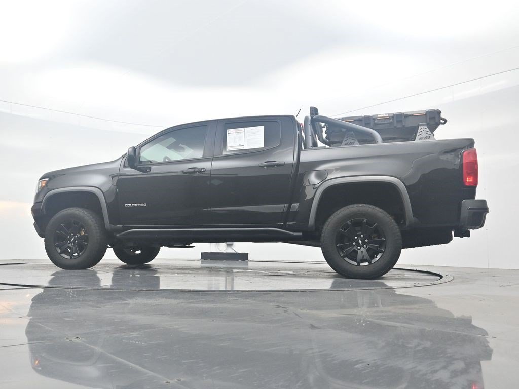 Used 2019 Black Chevrolet 4WD ZR2 image 31