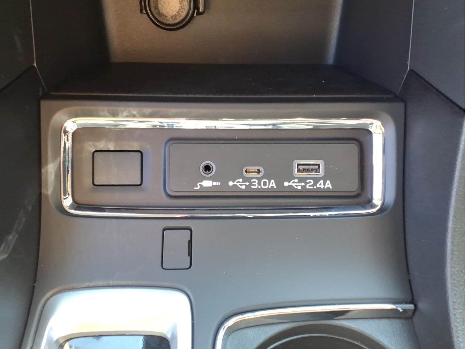 New 2027 DEEPWATER BLUE PEARL Subaru Premium 7-Passenger image 12