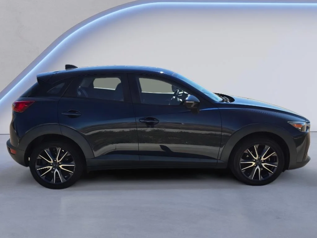 Used 2018 Deep Crystal Blue Mica Mazda Touring image 6