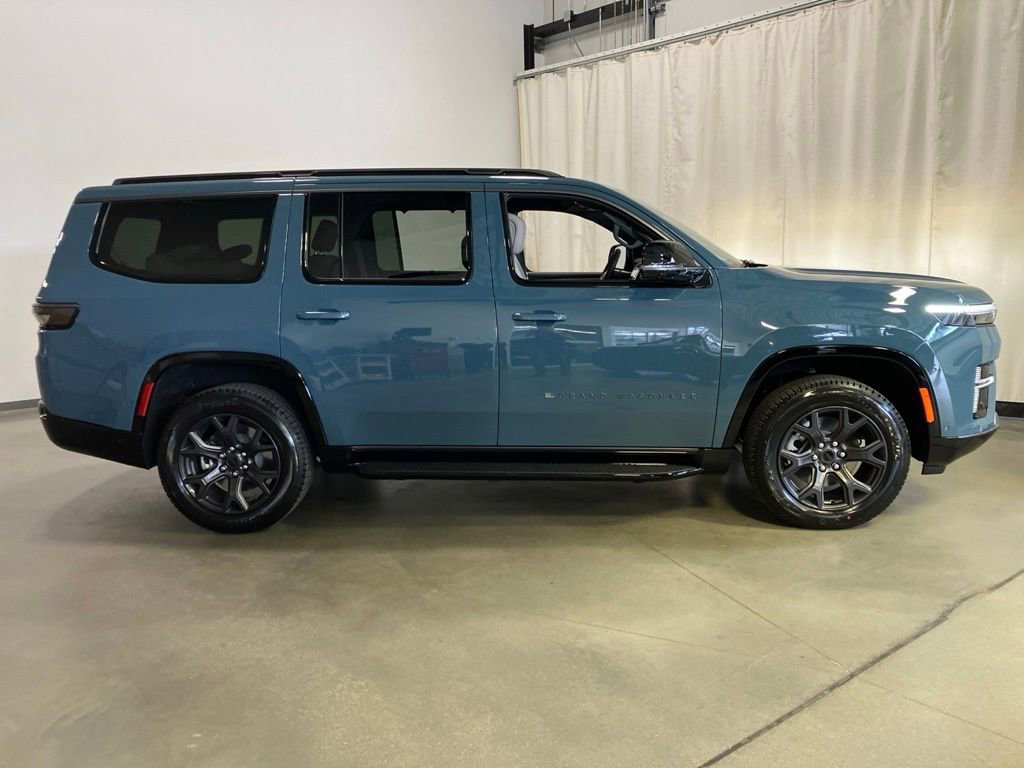 New 2026 Steel Blue Exterior Paint Jeep Limited Altitude image 27