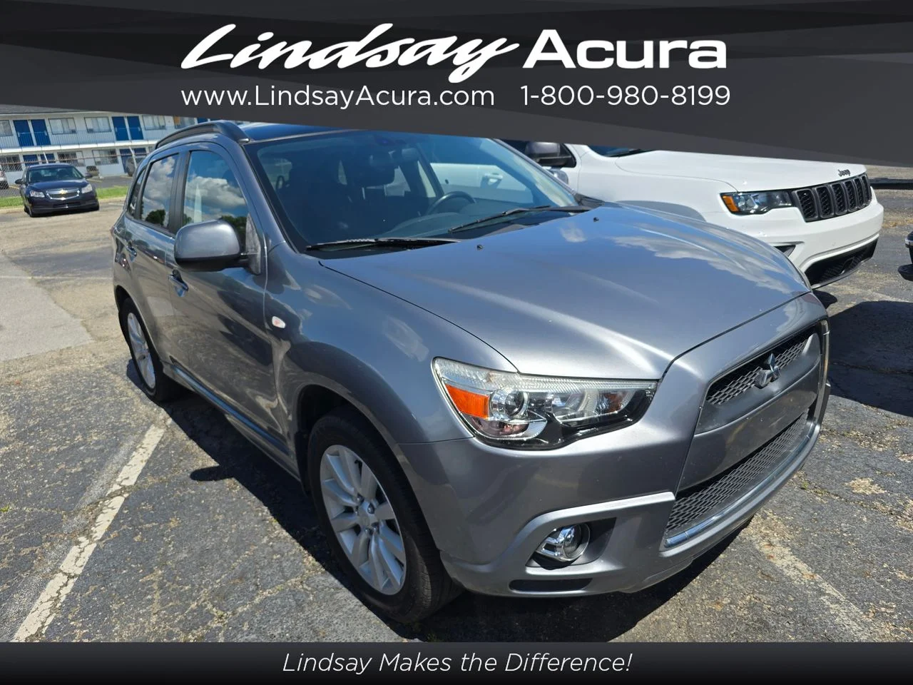 Used 2011 Mercury Gray Mitsubishi SE image 2