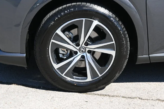 Certified Used 2025 CLOUDBURST GRAY Lexus 350 Premium image 15