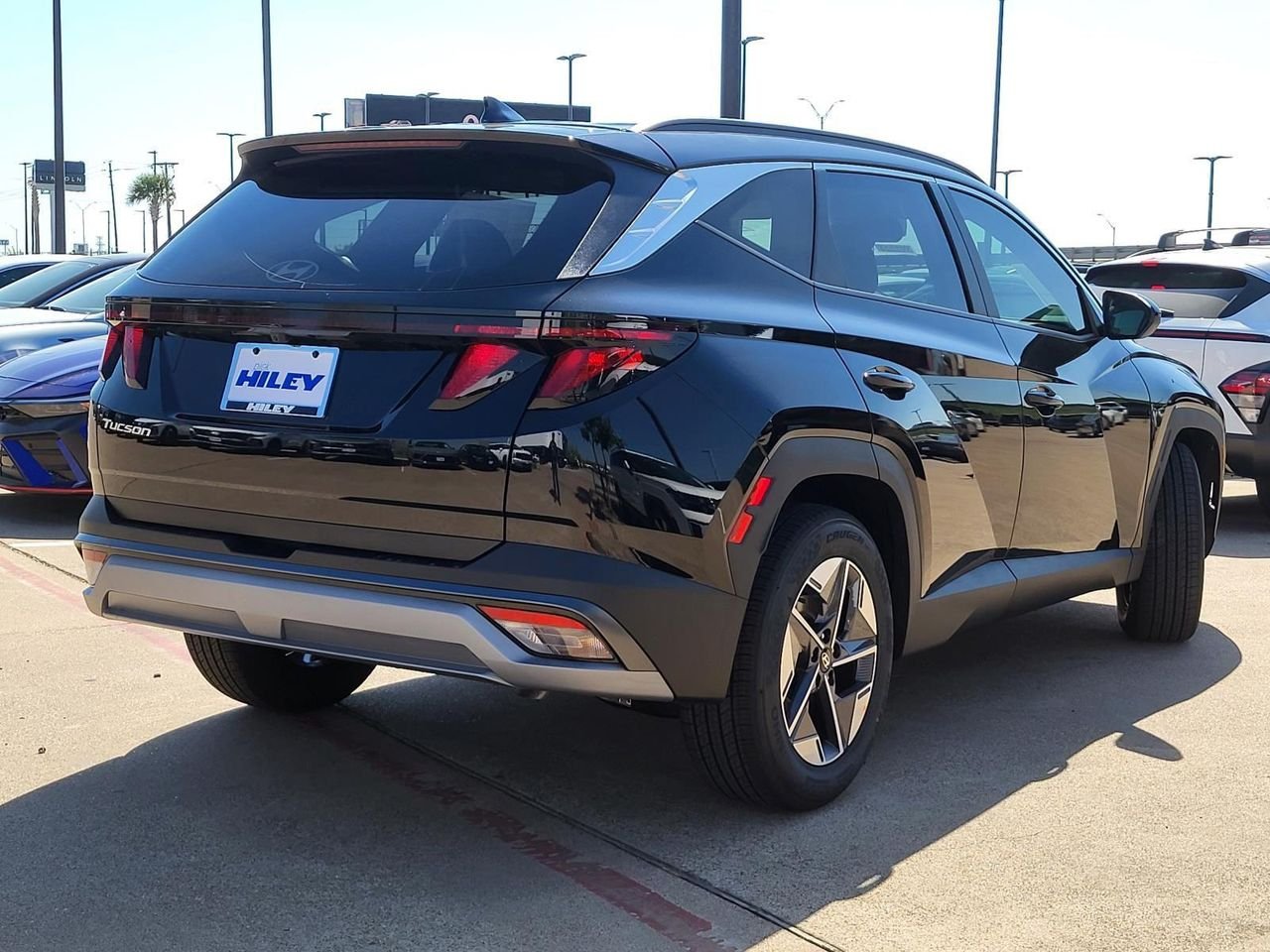 New 2026 Phantom Black Hyundai SEL FWD image 5