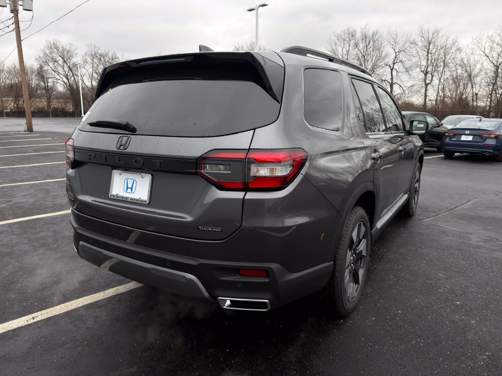 New 2026 Modern Steel Metallic Honda Touring image 5
