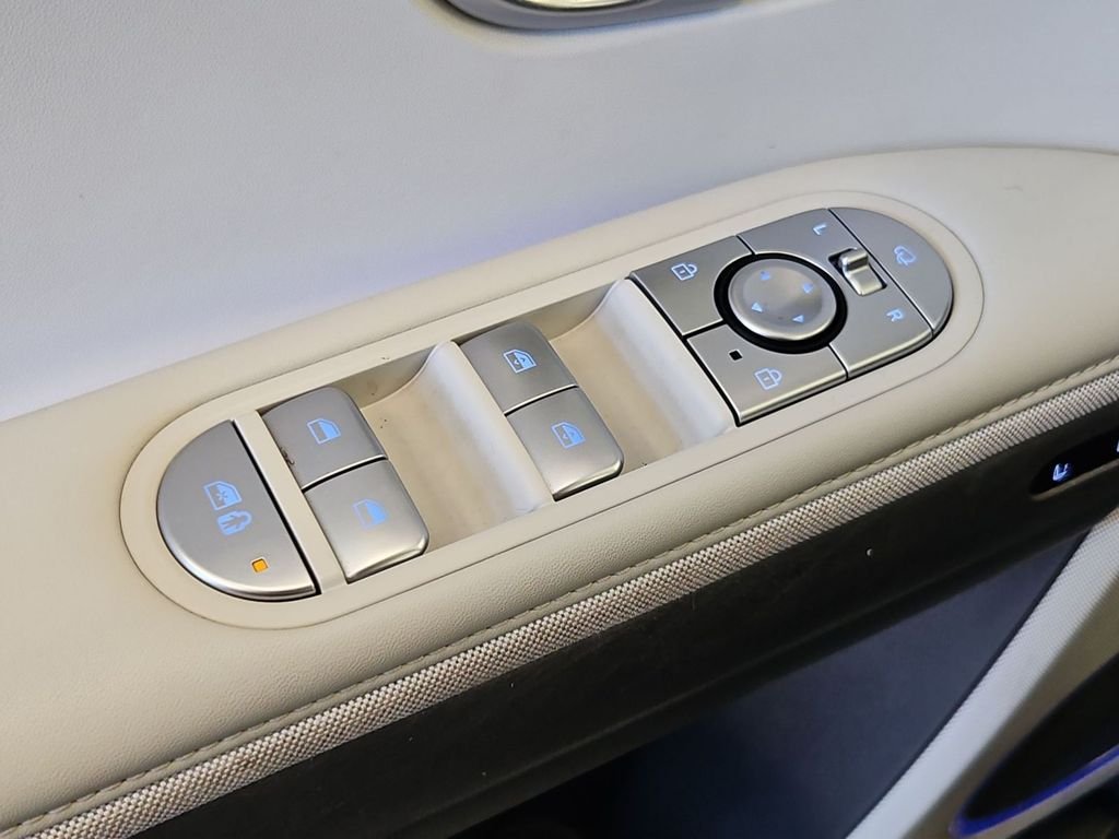 2024 Hyundai IONIQ 5 Limited - Photo 11