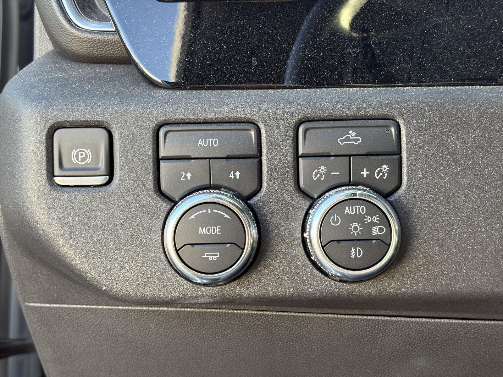 2024 GMC Sierra 1500 Elevation - Photo 11