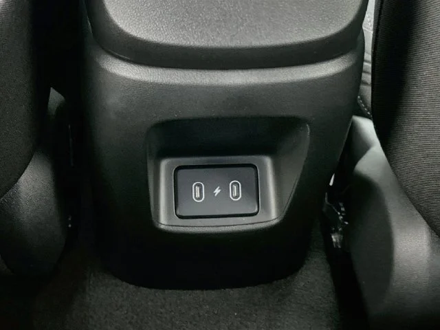 New 2026 Hyundai ELANTRA SE