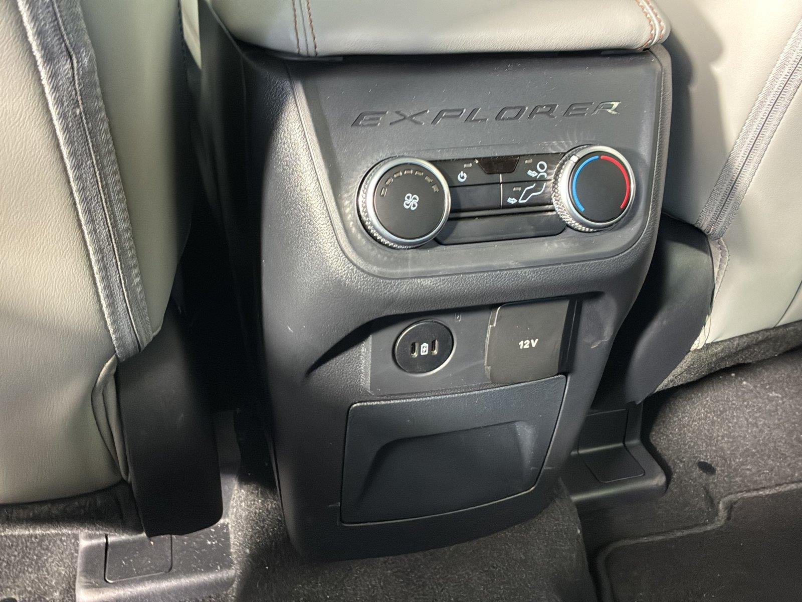 Used 2026 Star White Metallic Tri-Coat Ford Active image 17