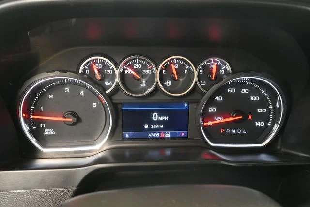 Used 2021 White Chevrolet LT image 23