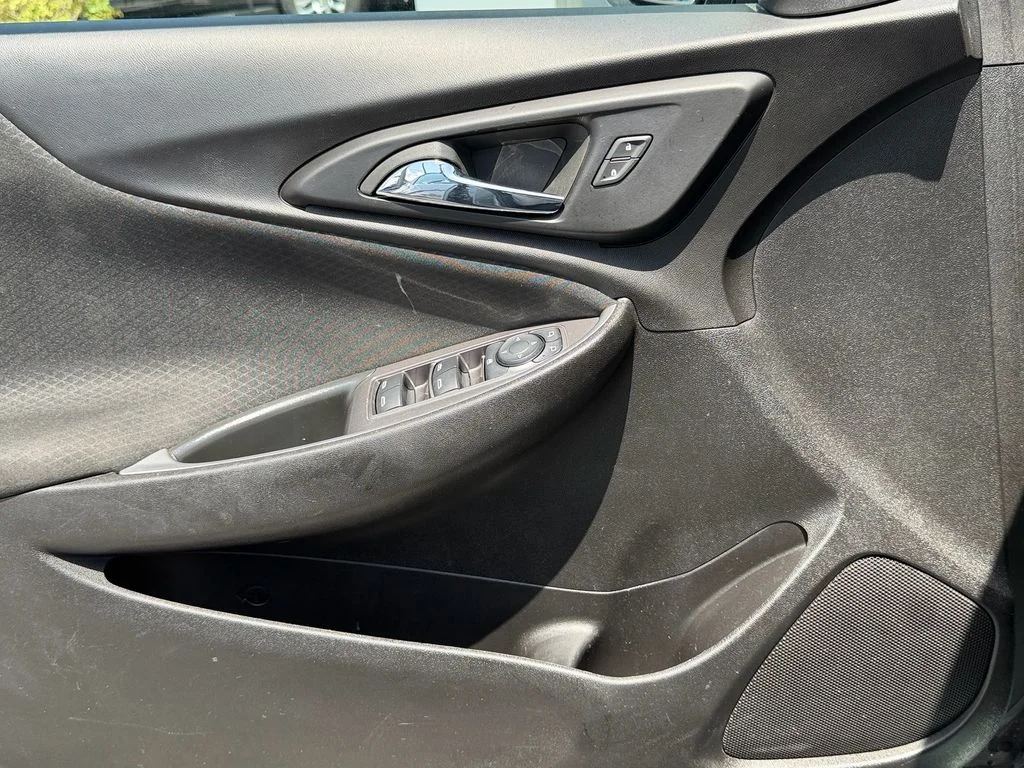 Used 2024 Gray Chevrolet LT image 32