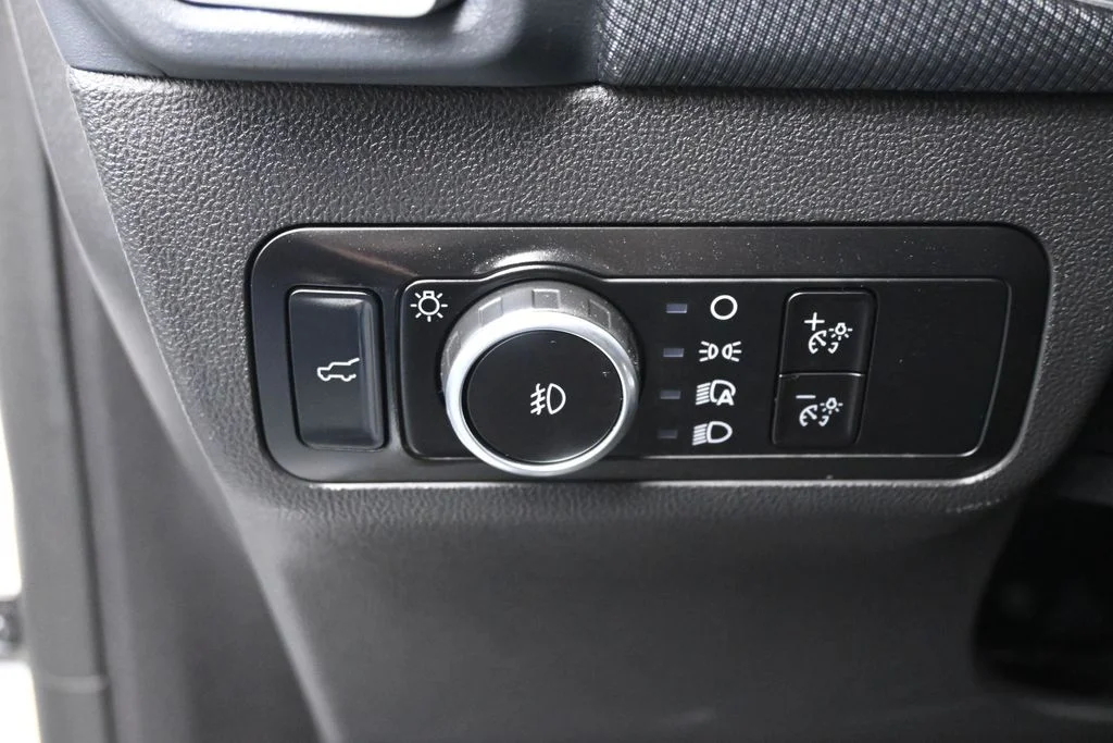 Used 2023 White Ford Big Bend image 11