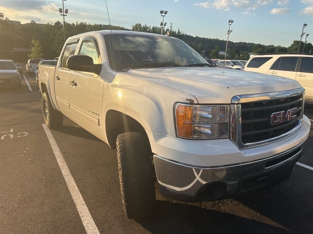 2011 GMC Sierra 4WD Crew Cab SLE SWB's photo