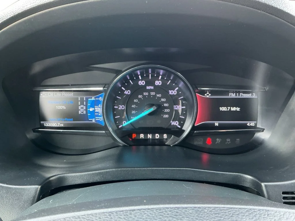 Used 2018 Gray Ford Sport image 14