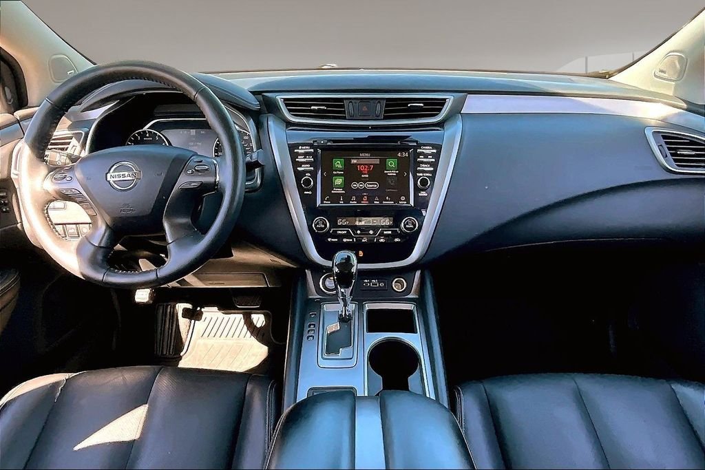 Used 2021 White Nissan SL image 15