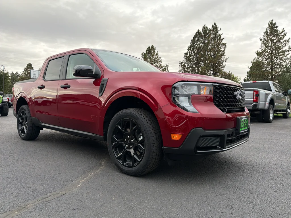 New 2026 Ruby Red Metallic Tinted Clearcoat Ford XLT image 3