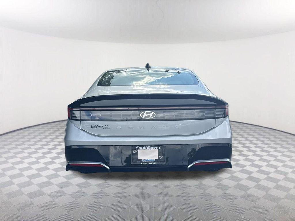 New 2026 Silver Hyundai SEL Sport image 6