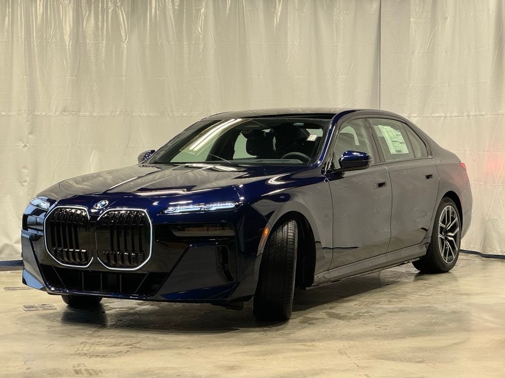 Used 2026 Blue BMW xDrive60 image 4