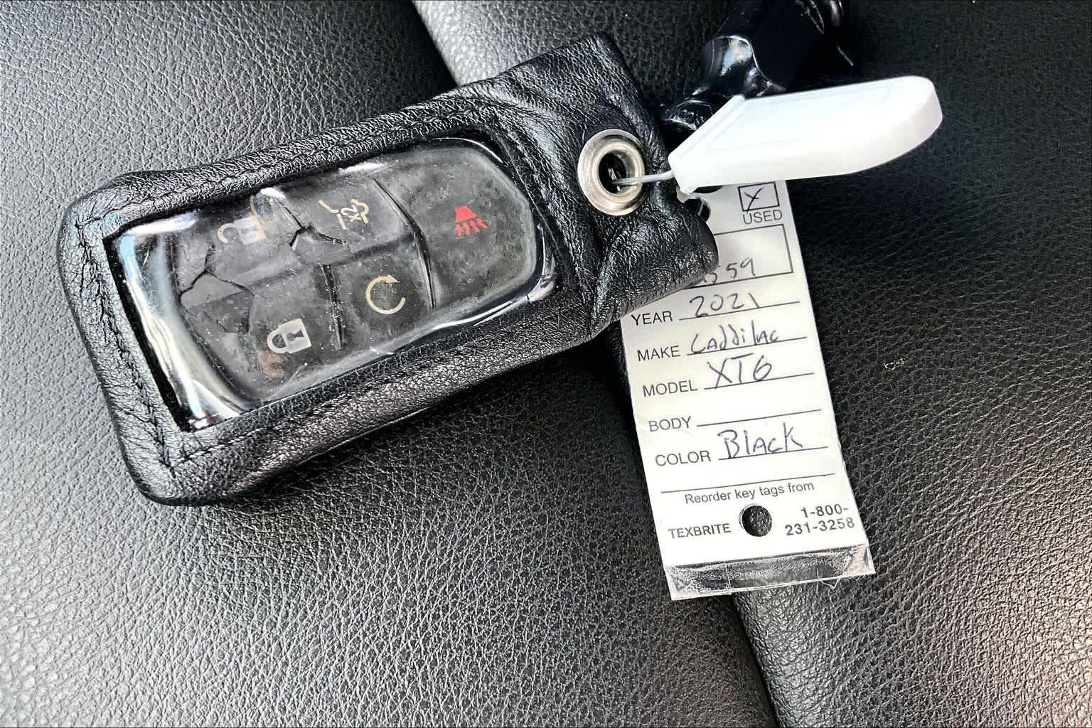 Used 2021 Stellar Black Metallic Cadillac Luxury image 15