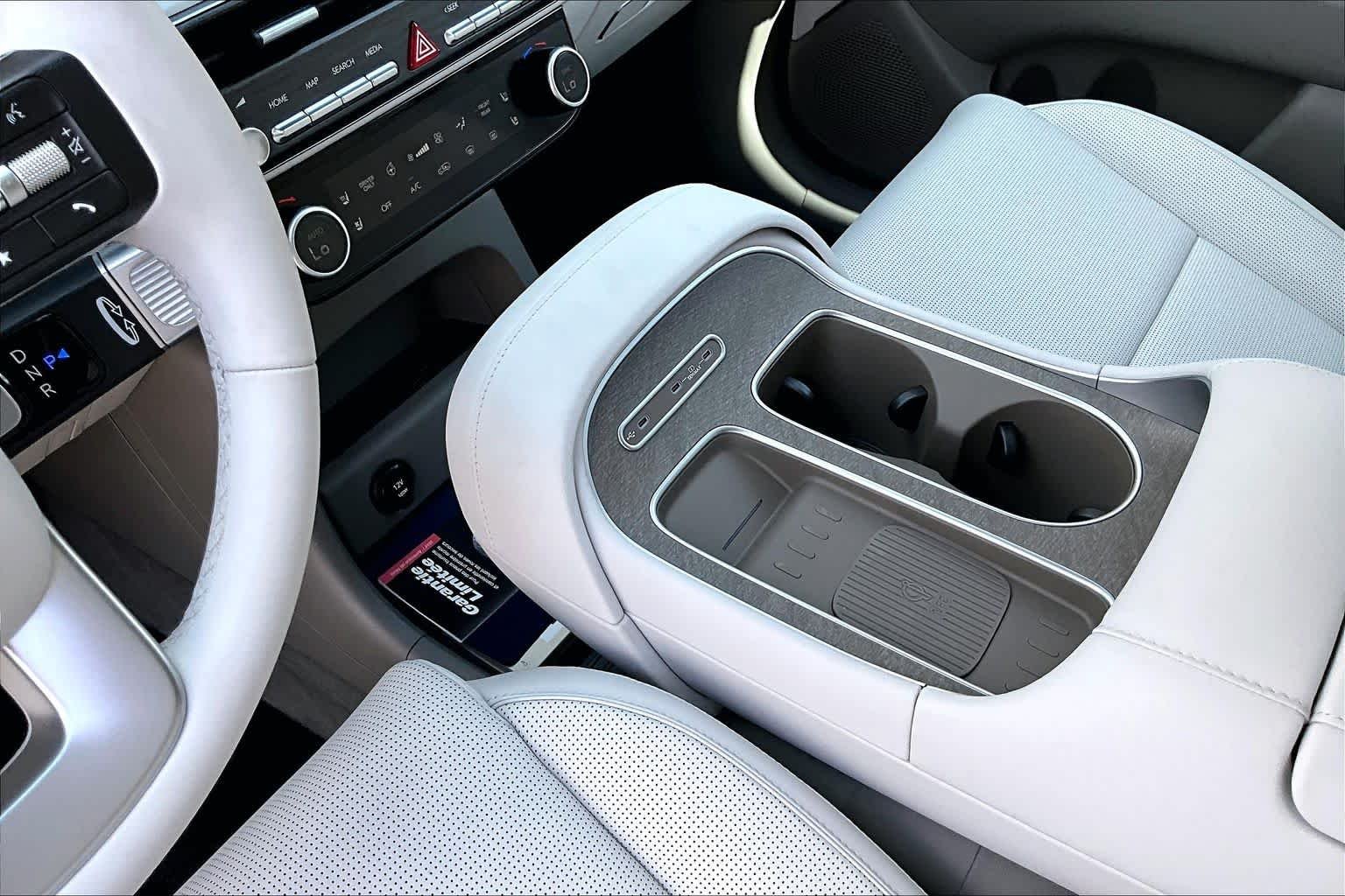 New 2026 Creamy White Pearl Hyundai SEL Premium 7P image 7